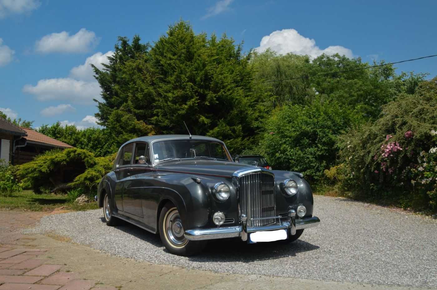 Bentley S1