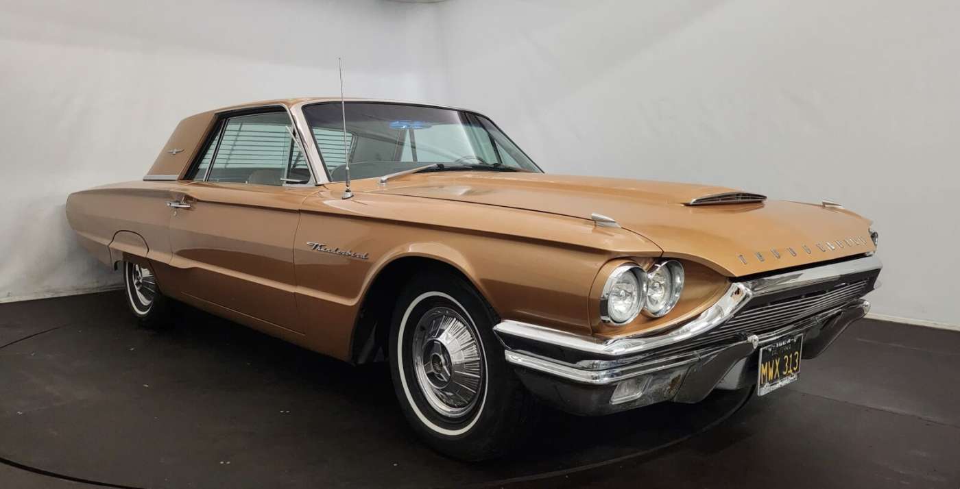 Ford Thunderbird