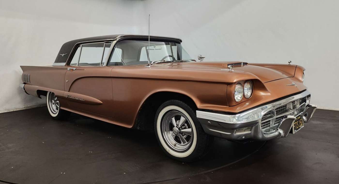 Ford Thunderbird