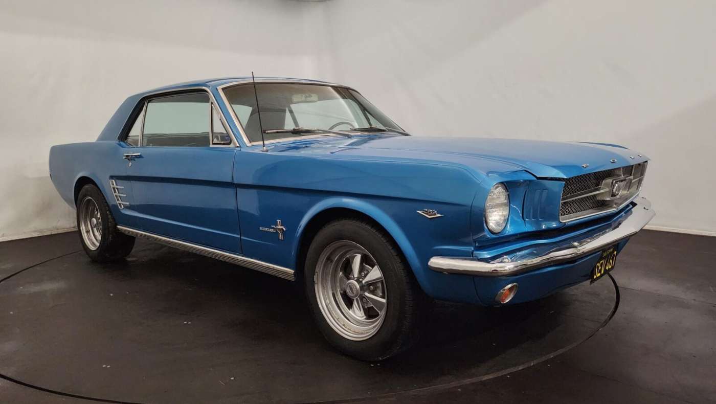 Ford Mustang