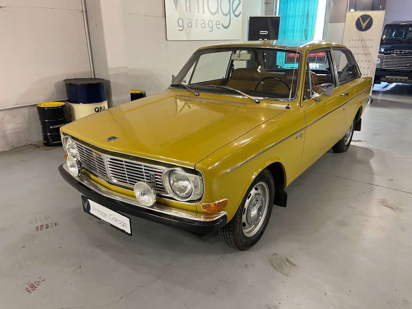 Volvo 142