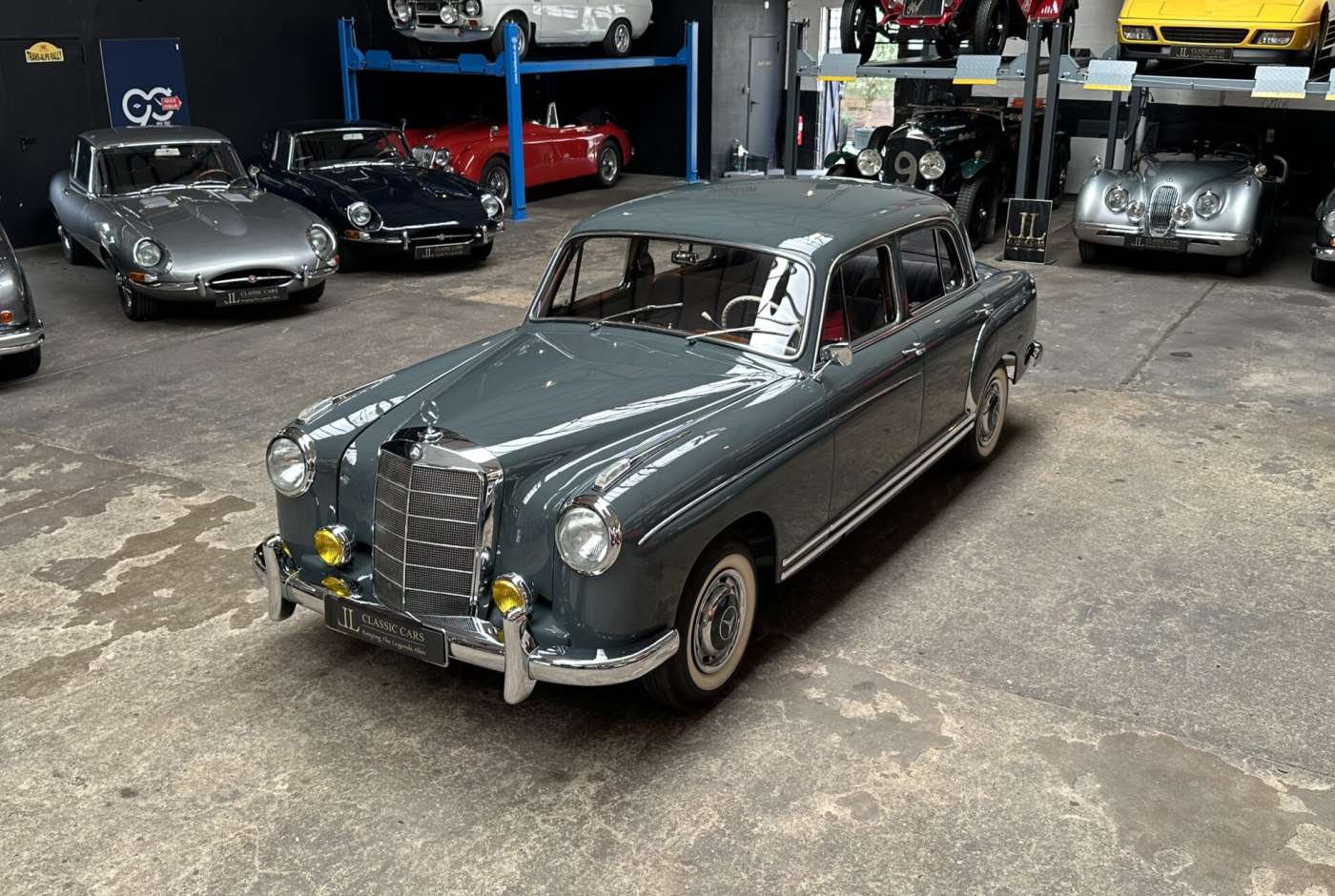 Mercedes-Benz Ponton