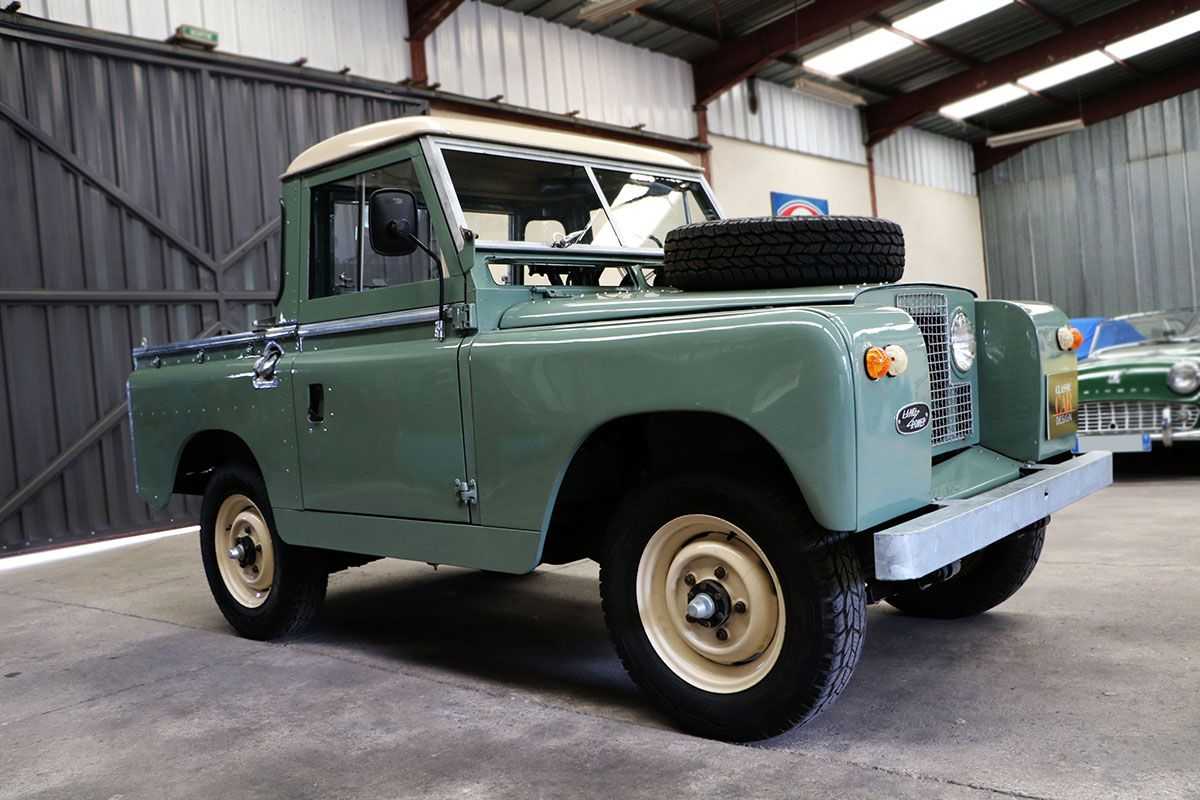 LandRover 88