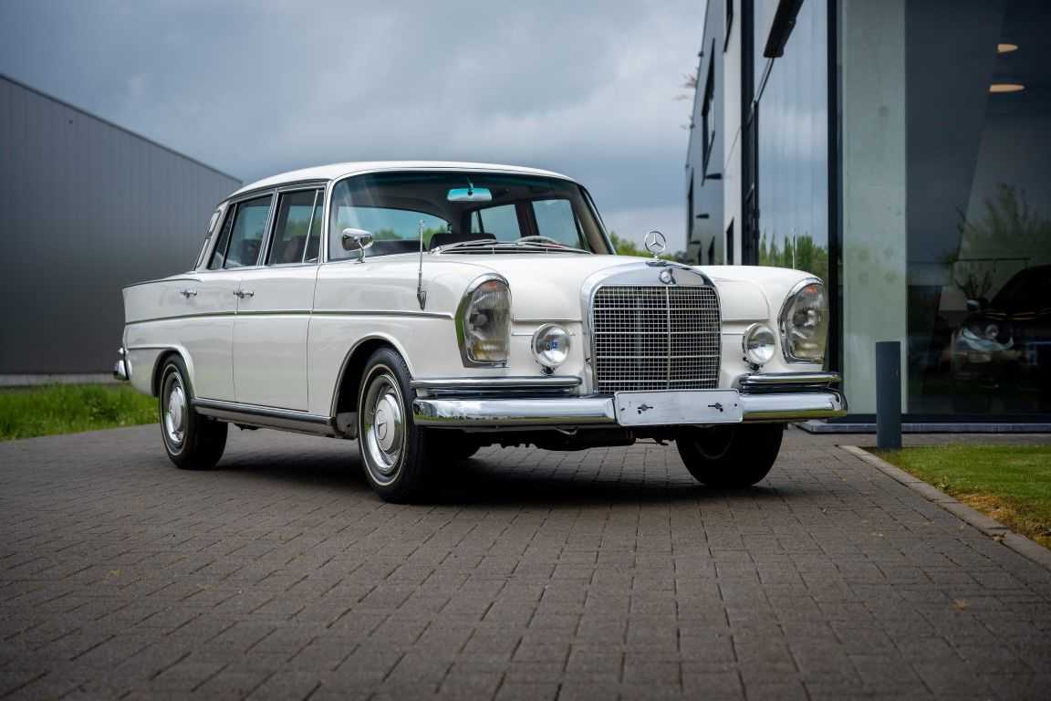 Mercedes-Benz SEB