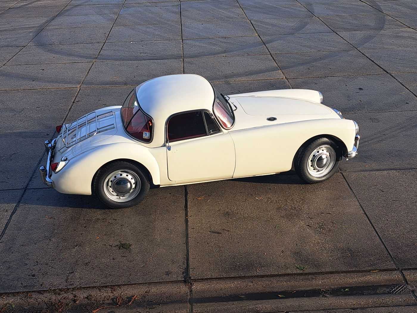 MG A