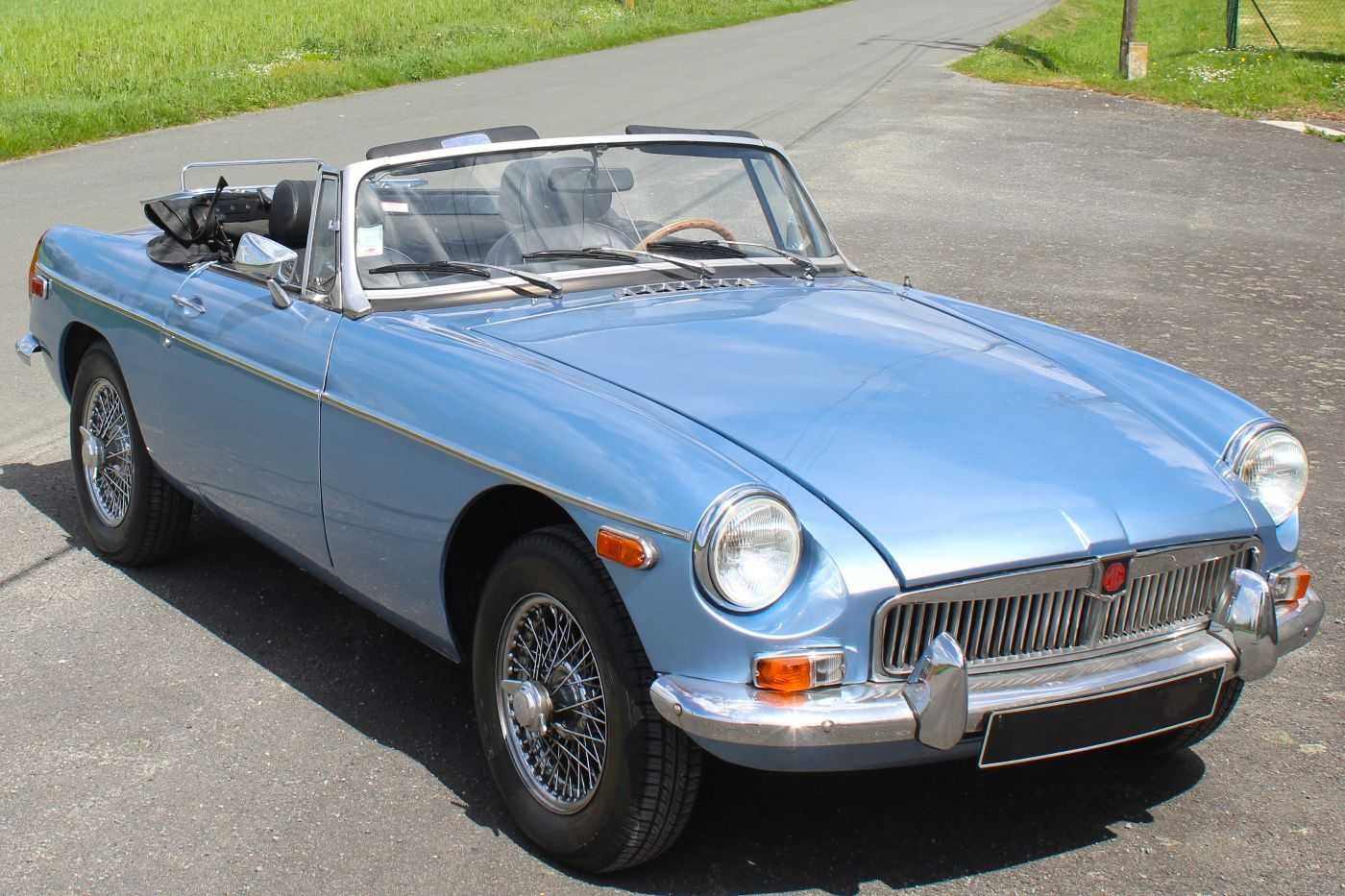 MG B