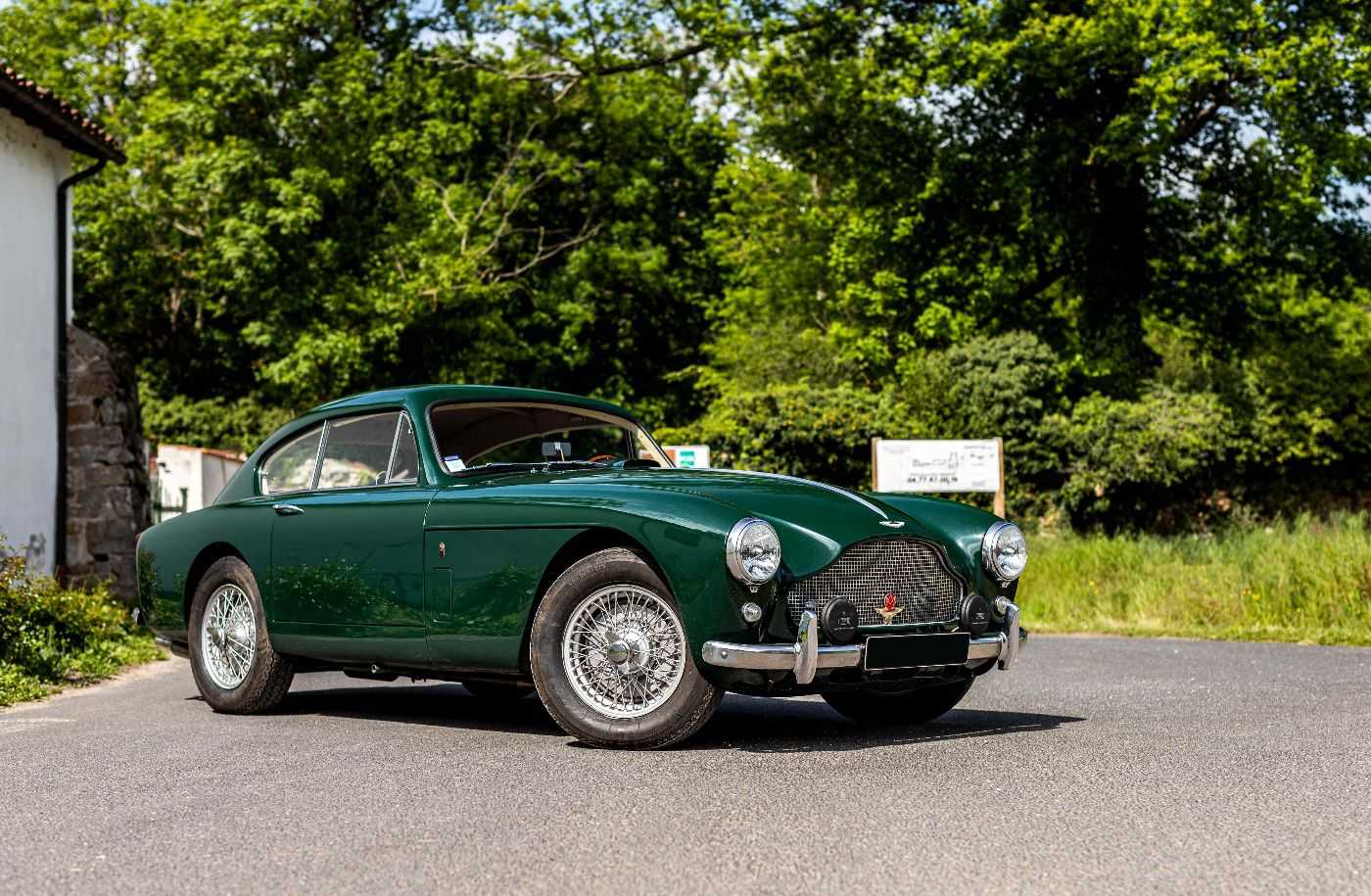 Aston Martin DB