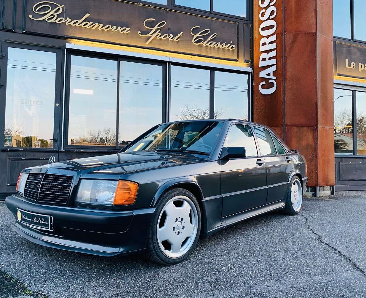 Mercedes-Benz 190 E