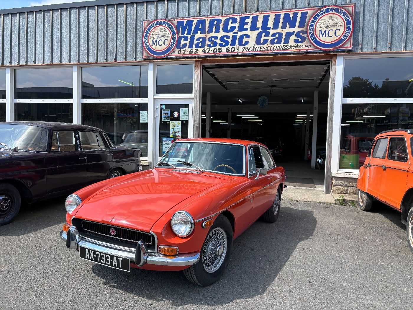 MG B GT