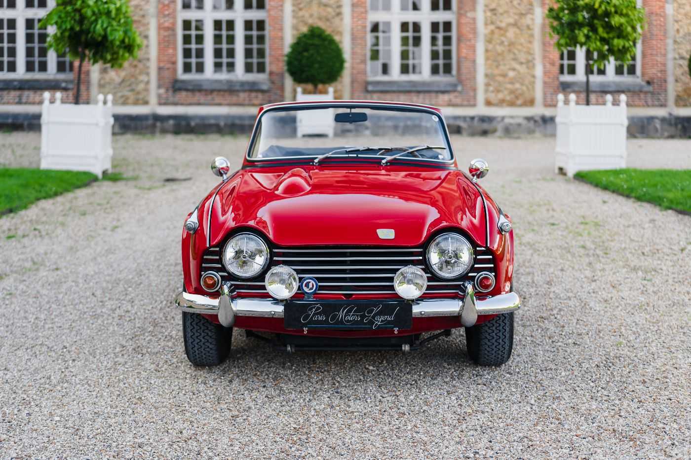 Triumph TR5