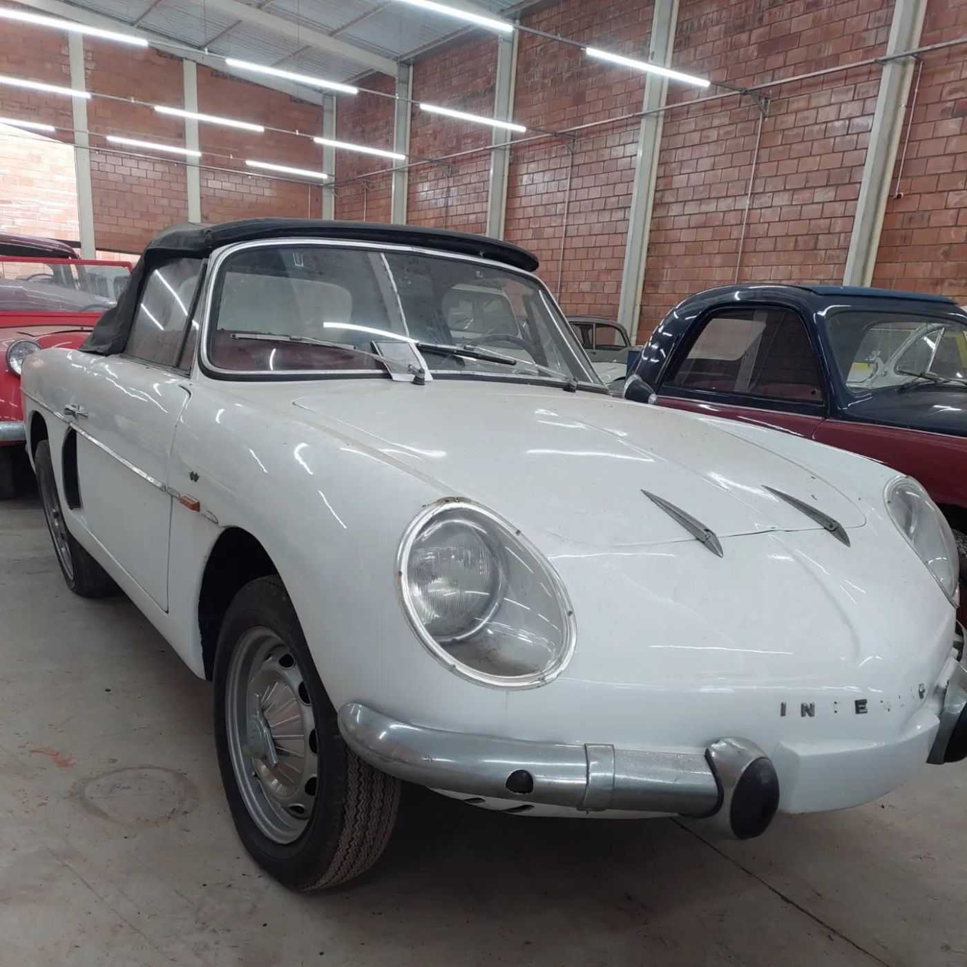 Alpine A 108