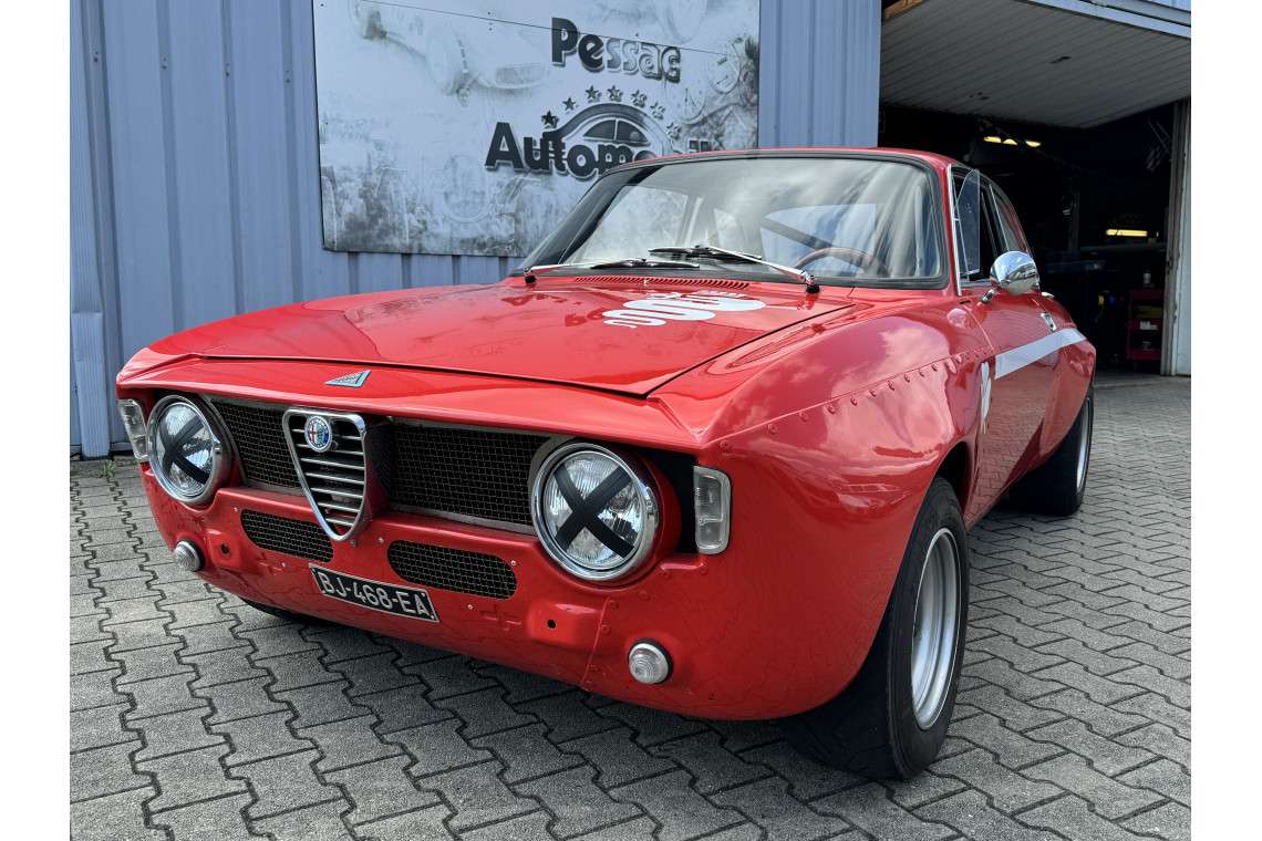 Alfa Roméo Giulia GT