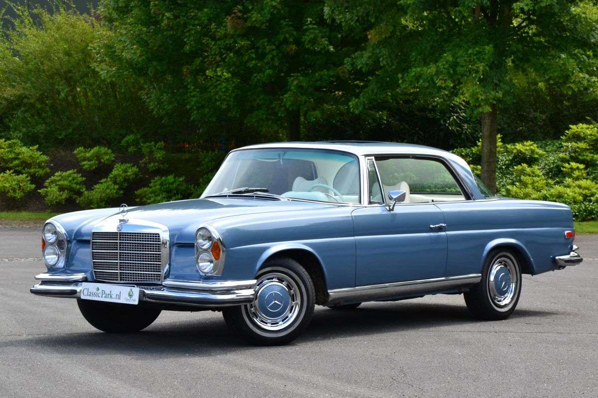 Mercedes-Benz SE