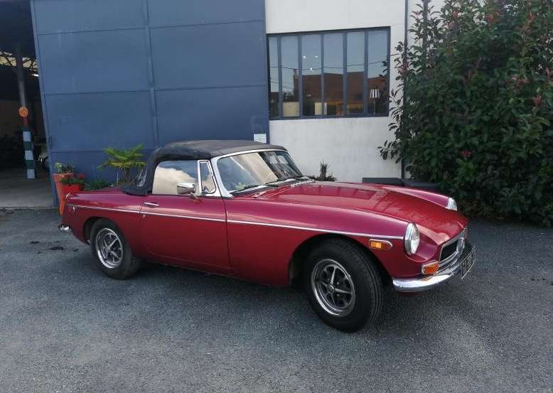 MG B