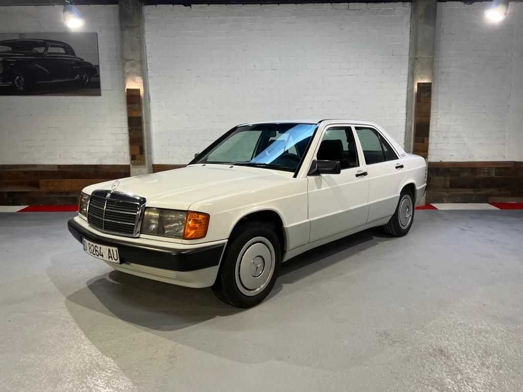 Mercedes-Benz 190 E