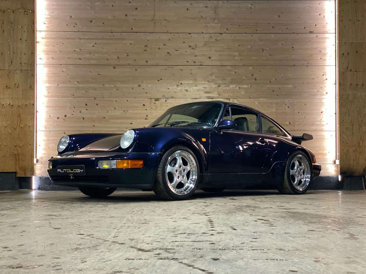 Porsche 930
