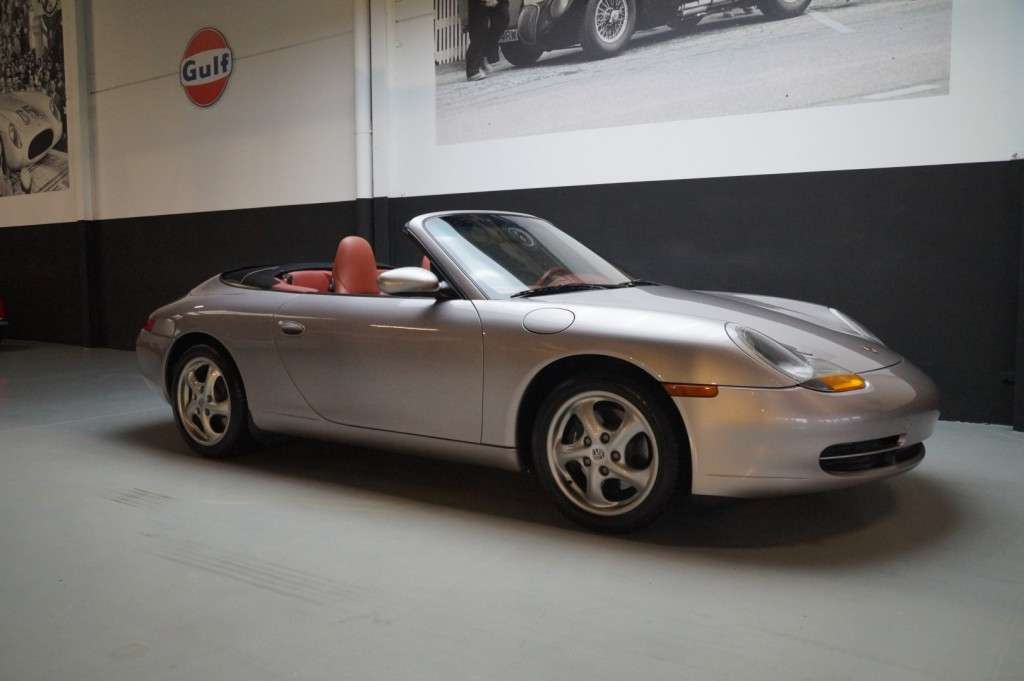 Porsche 996