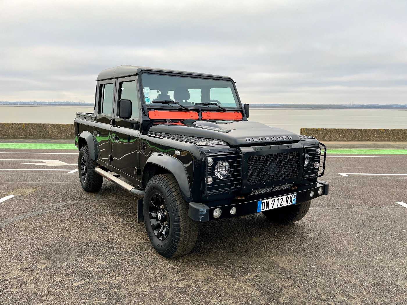 LandRover Defender