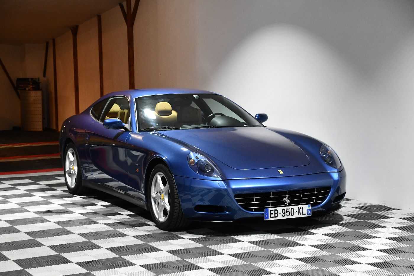 Ferrari 612
