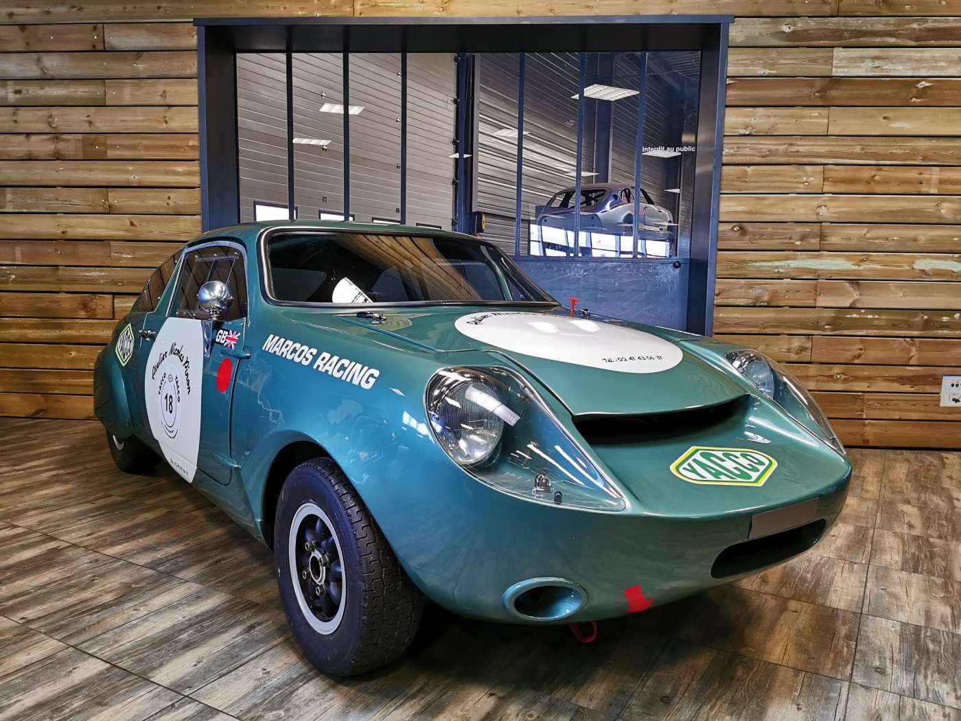 Marcos Mini