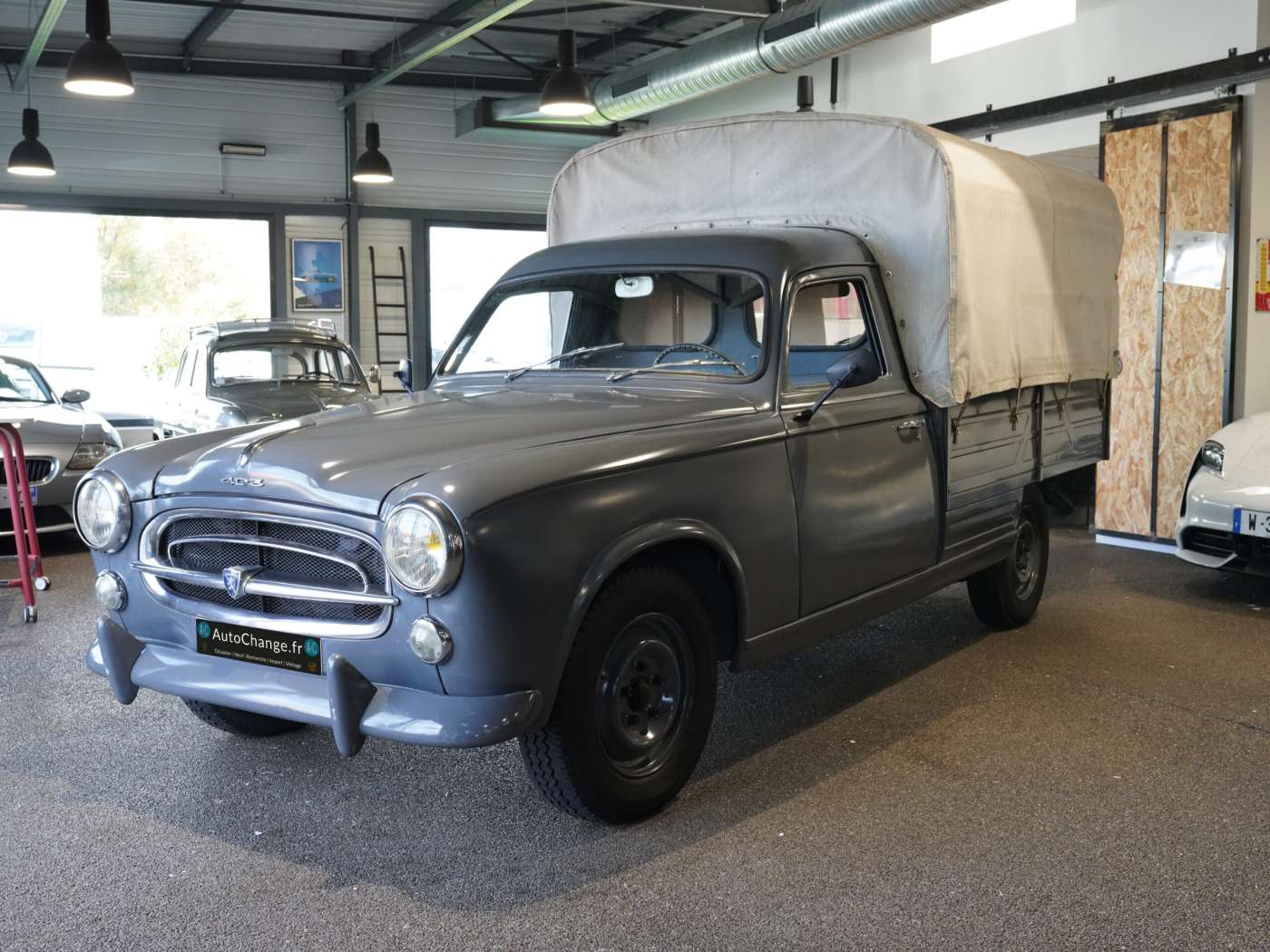 Peugeot 403