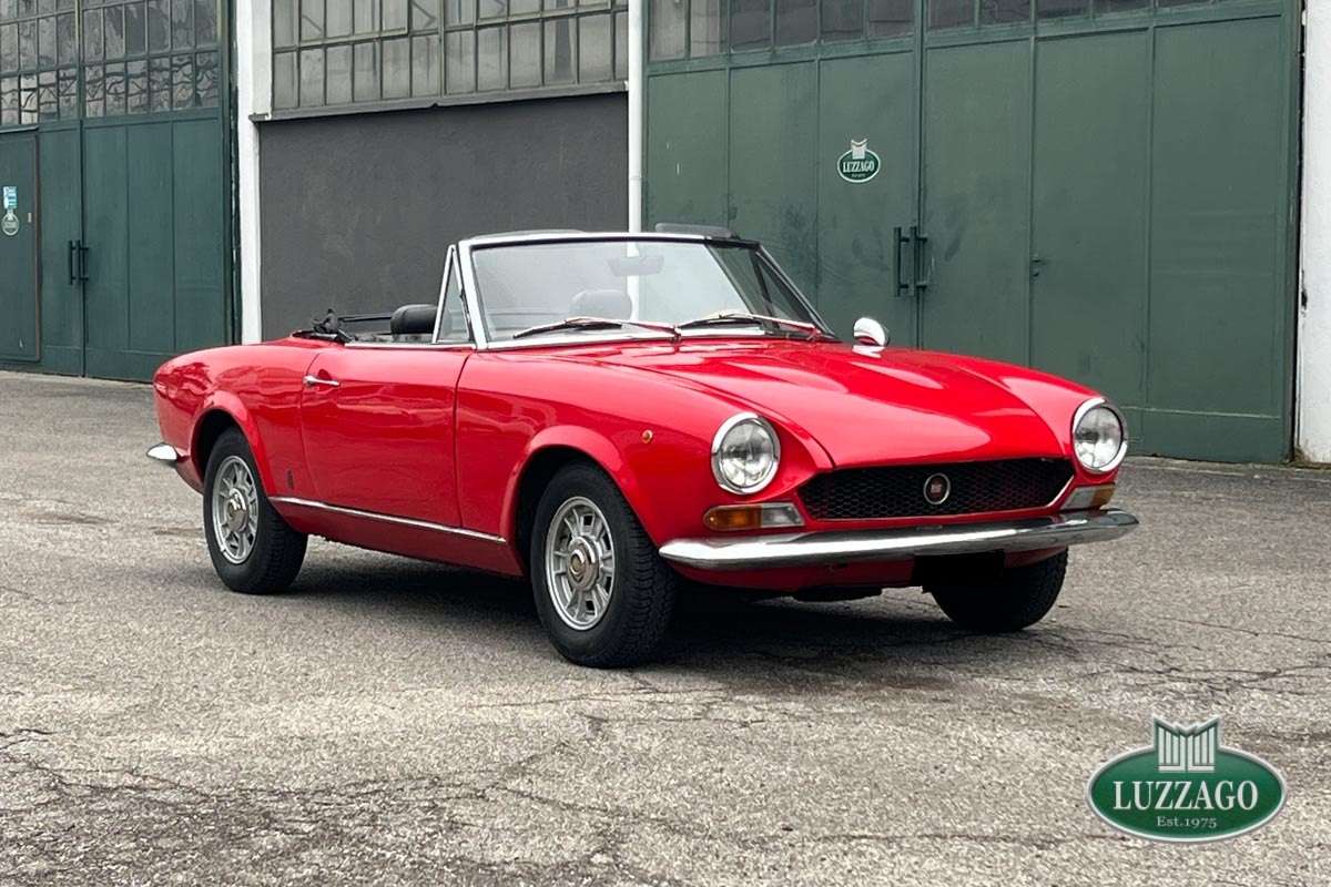 Fiat 124 Spider