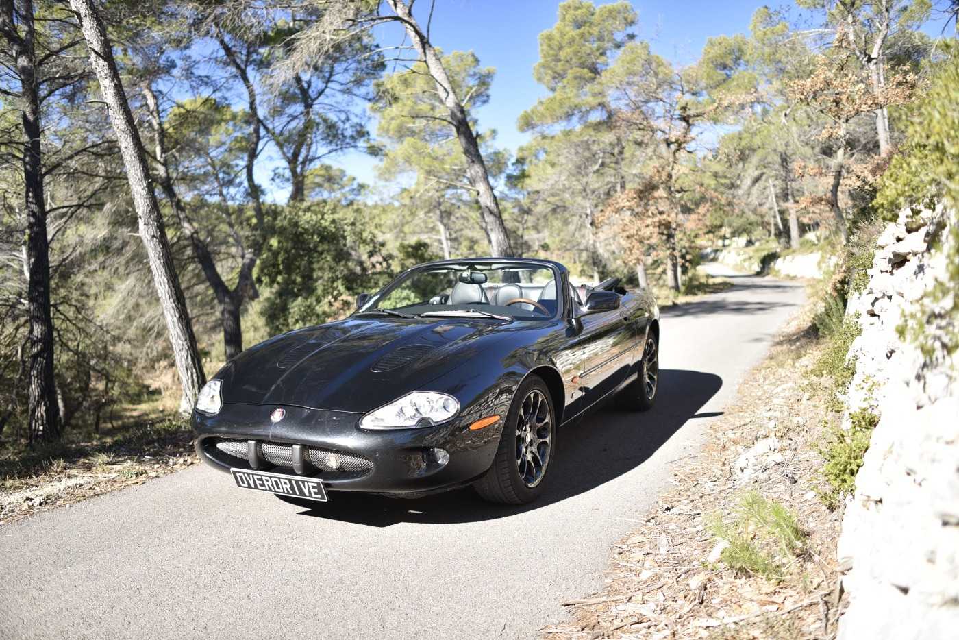 Jaguar XKR