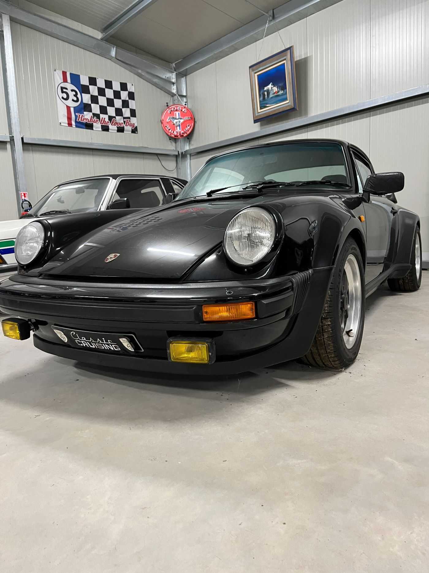 Porsche 930