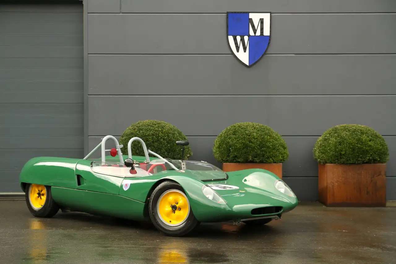 Lotus 23