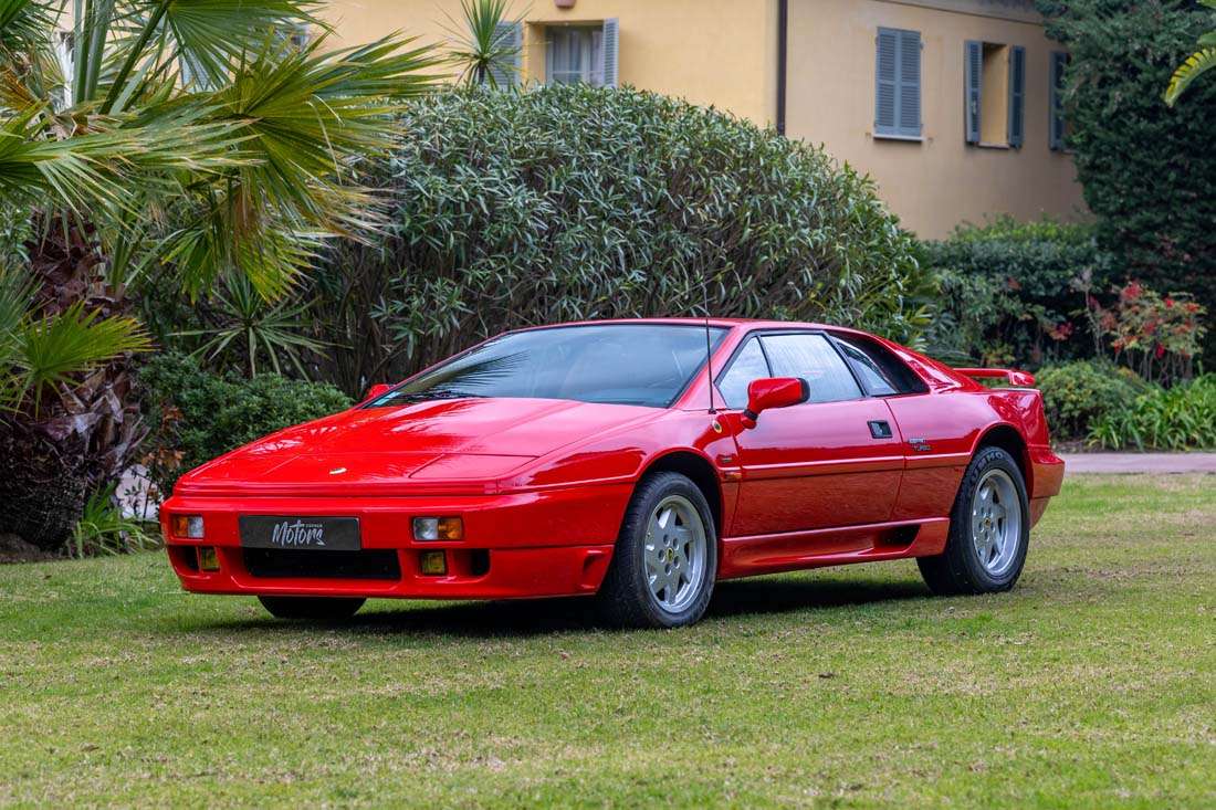 Lotus Esprit