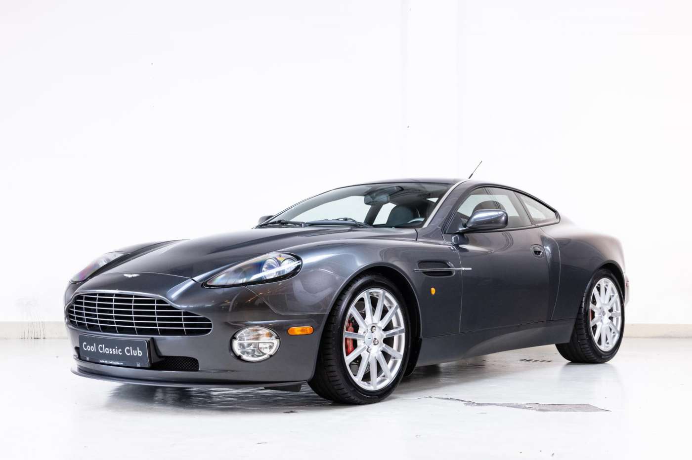 Aston Martin Vanquish
