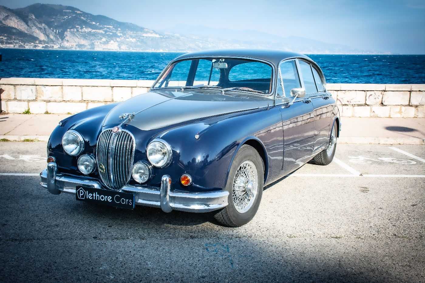 Jaguar MK 2