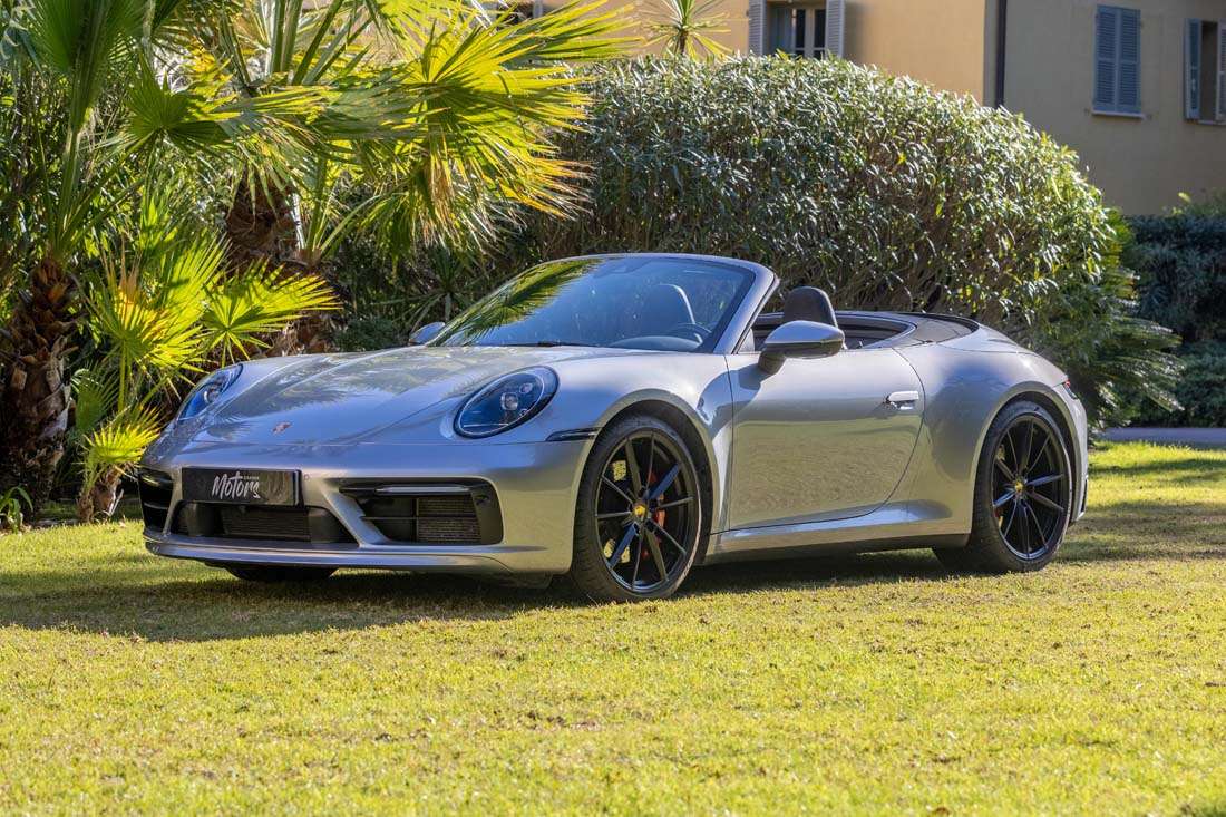 Porsche 992