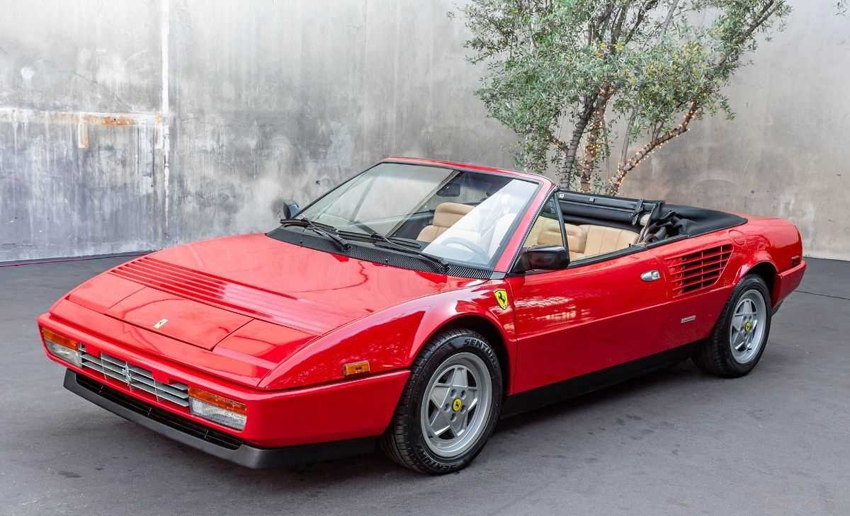 Ferrari Mondial