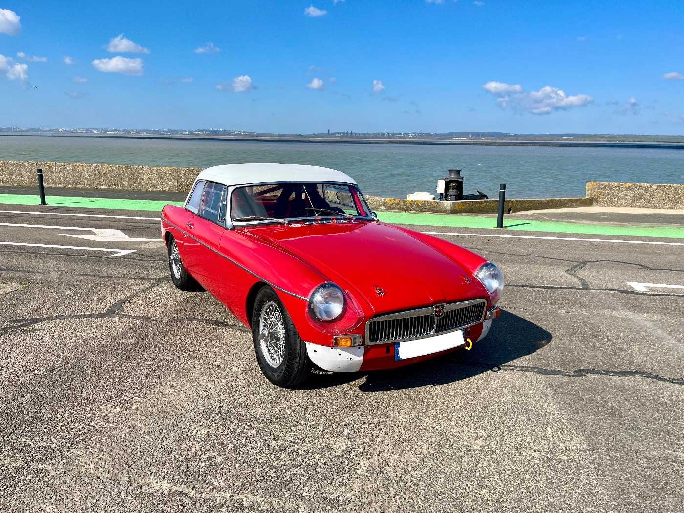MG B