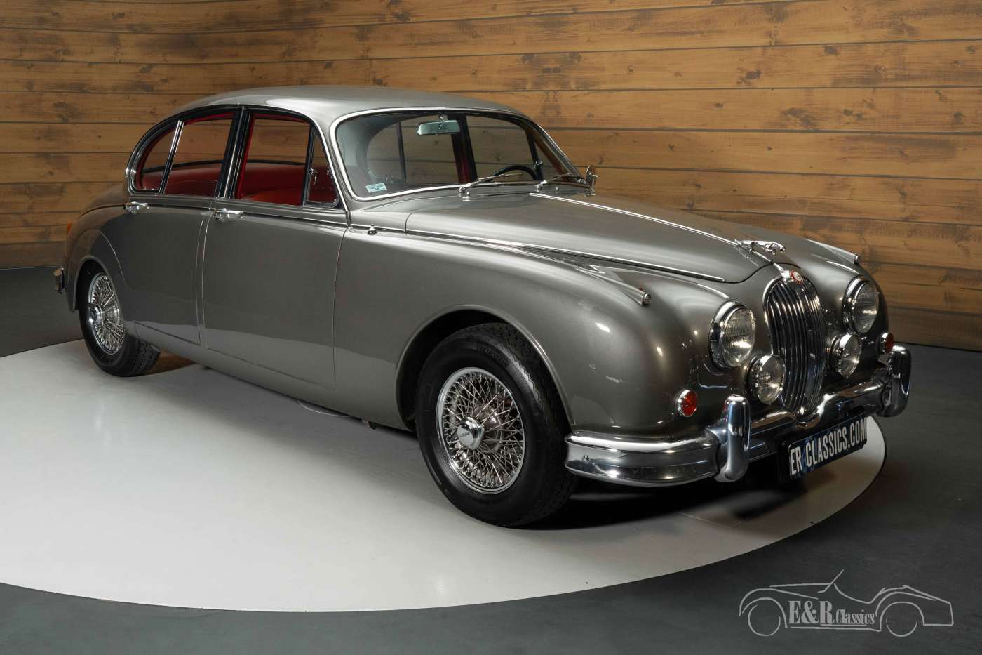 Jaguar MK 2