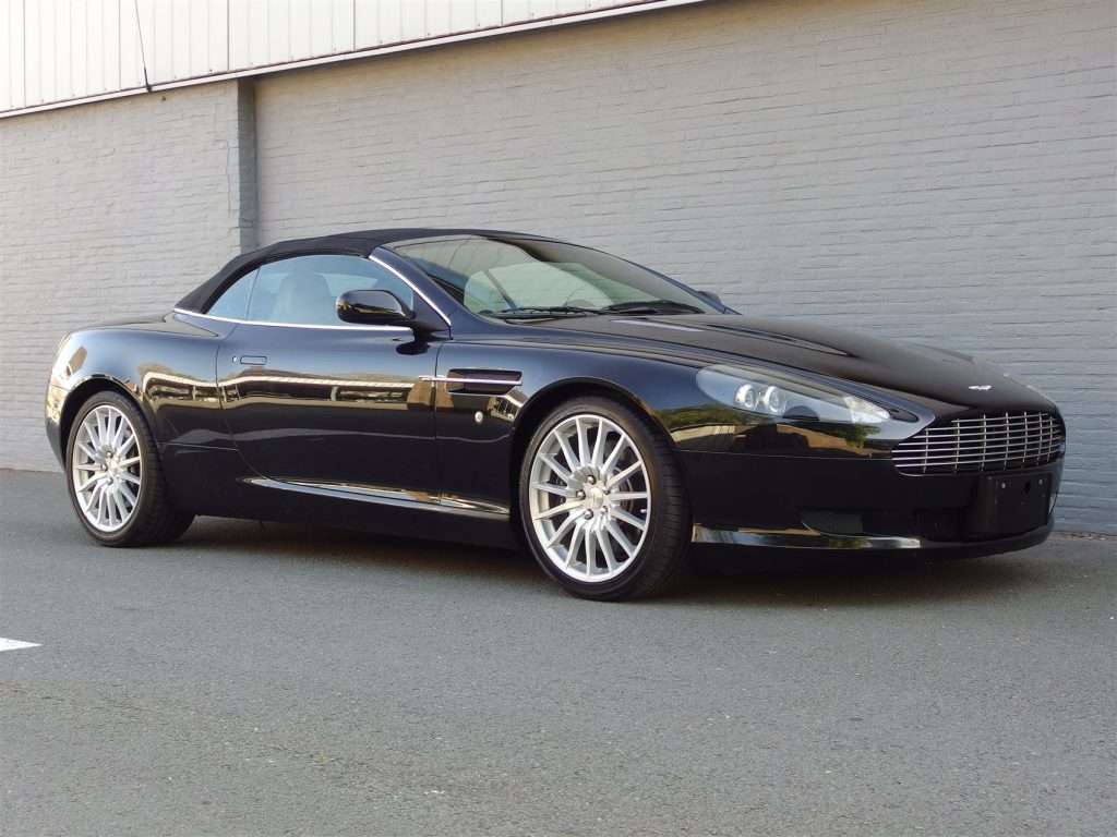 Aston Martin DB