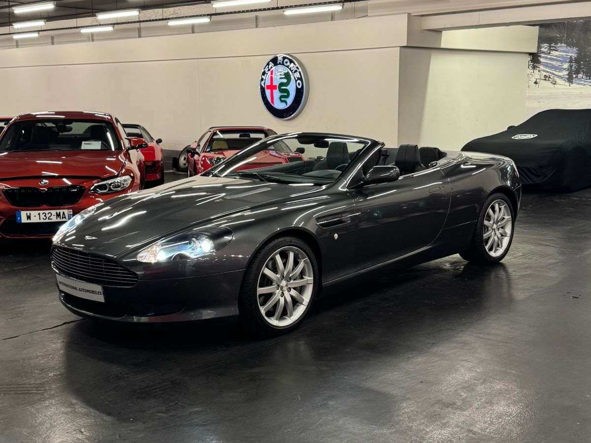 Aston Martin DB