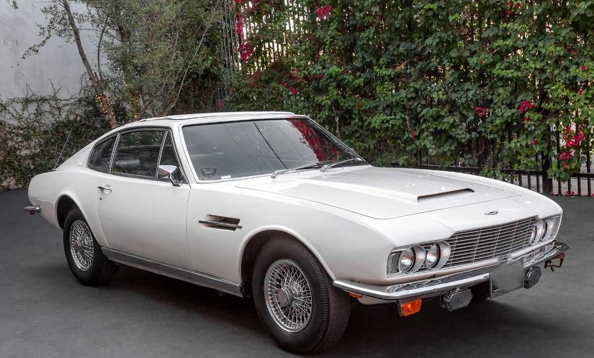 Aston Martin DB