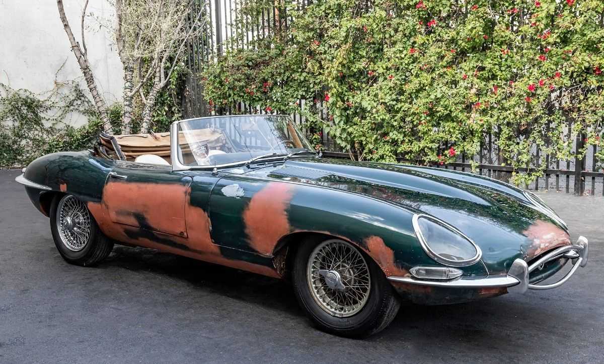 Jaguar Type E