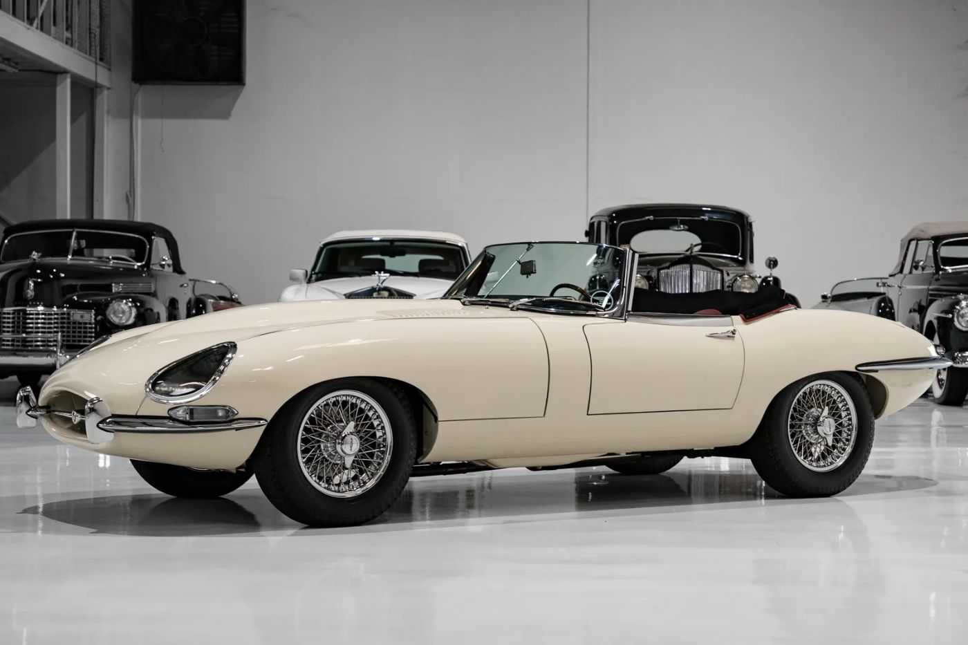 Jaguar Type E