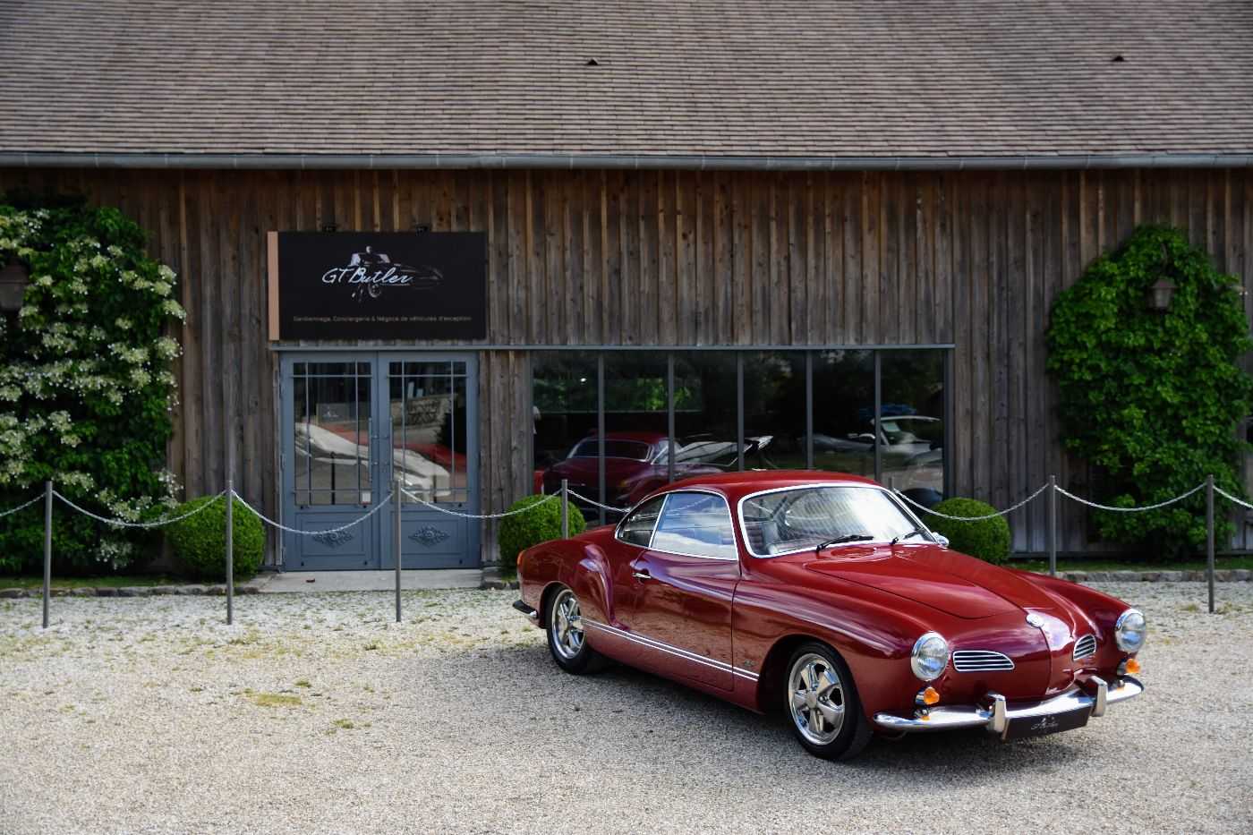 Volkswagen Karmann Ghia