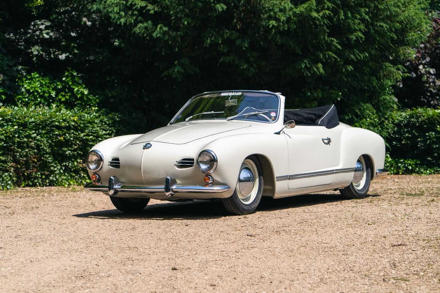 Volkswagen Karmann Ghia