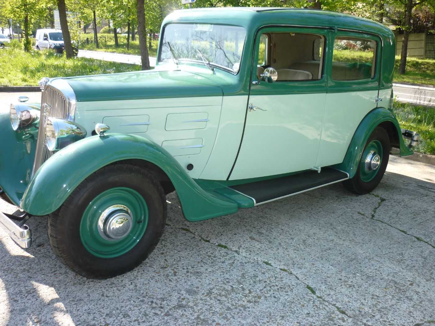 Peugeot 301