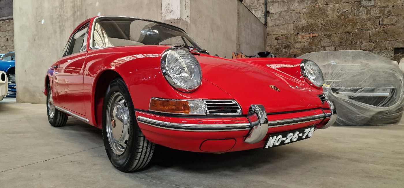 Porsche 911