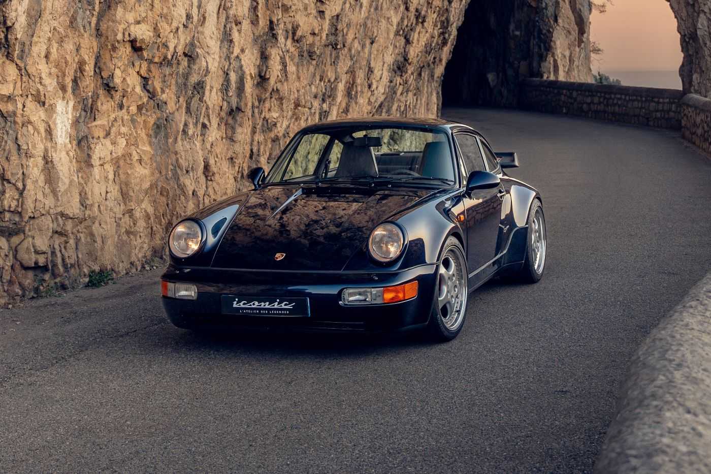 Porsche 964