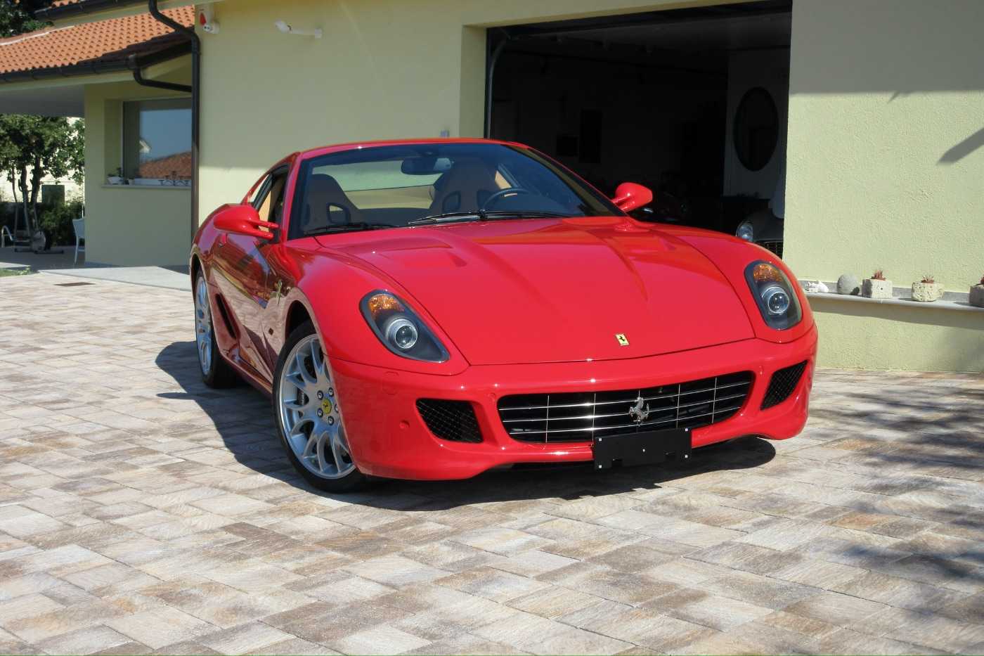 Ferrari 599