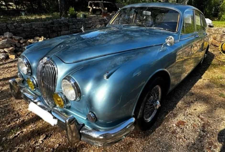 Jaguar MK 2