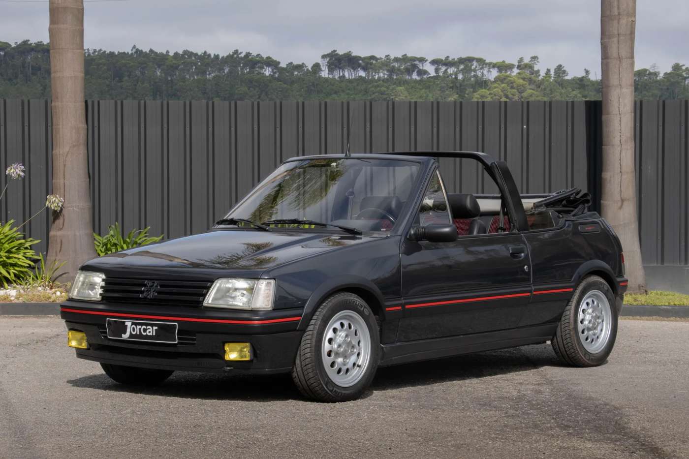 Peugeot 205