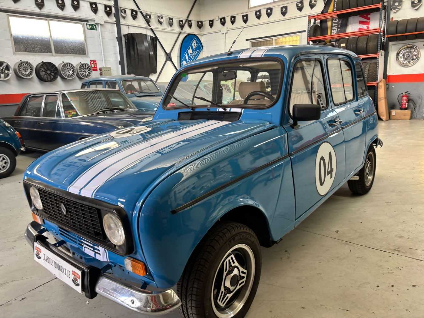 Renault 4
